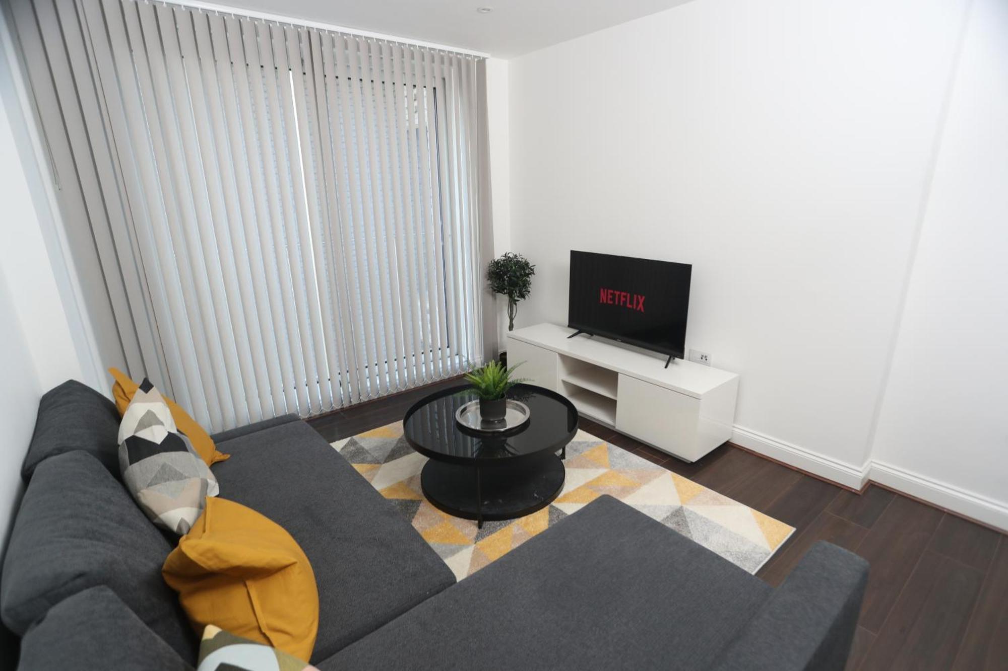Luxury Apartments In Central Watford วัตฟอร์ด ภายนอก รูปภาพ
