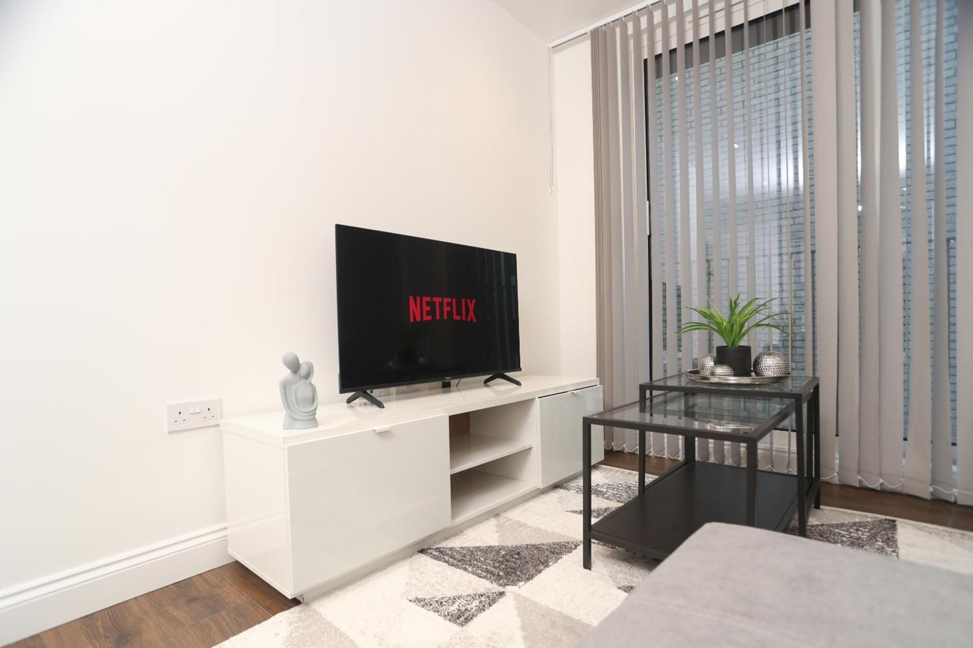 Luxury Apartments In Central Watford วัตฟอร์ด ภายนอก รูปภาพ