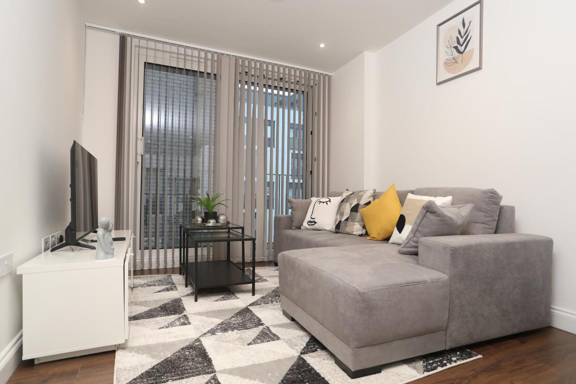 Luxury Apartments In Central Watford วัตฟอร์ด ภายนอก รูปภาพ